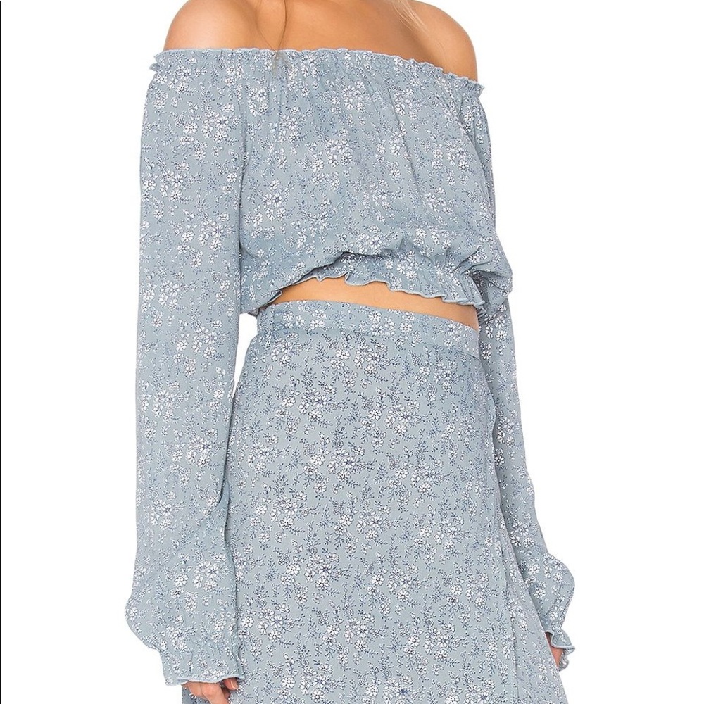 Lisakai Off Shoulder Top